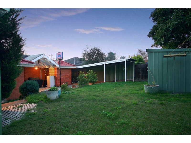 24 William Street, Donvale VIC 3111