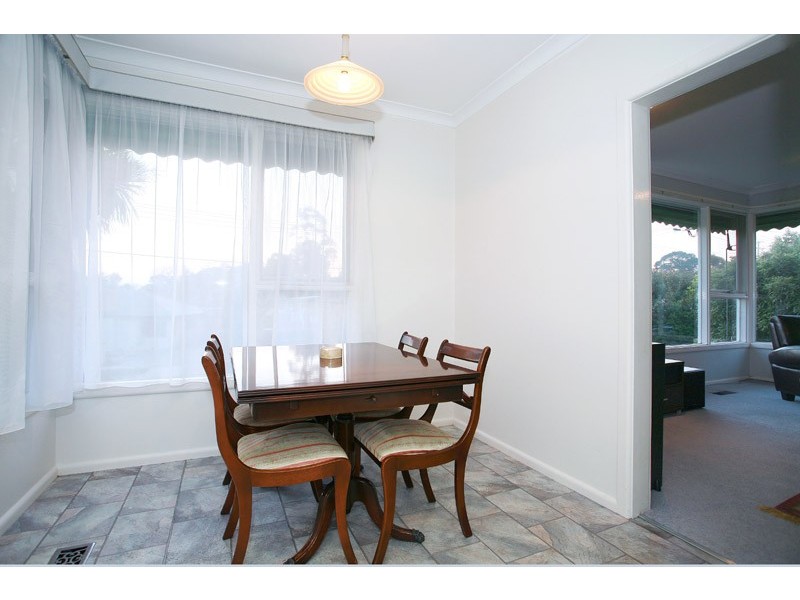 24 William Street, Donvale VIC 3111