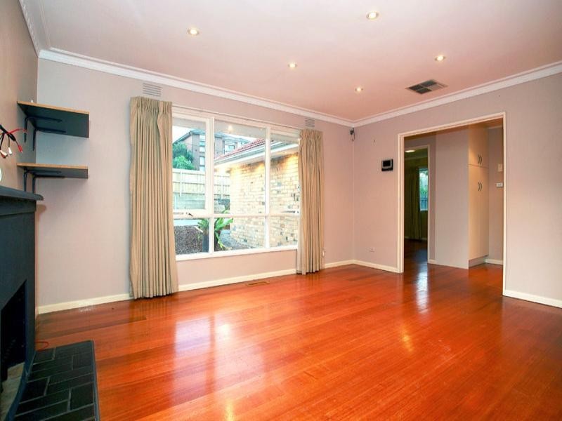 1/8 Marshall Avenue, Doncaster VIC 3108