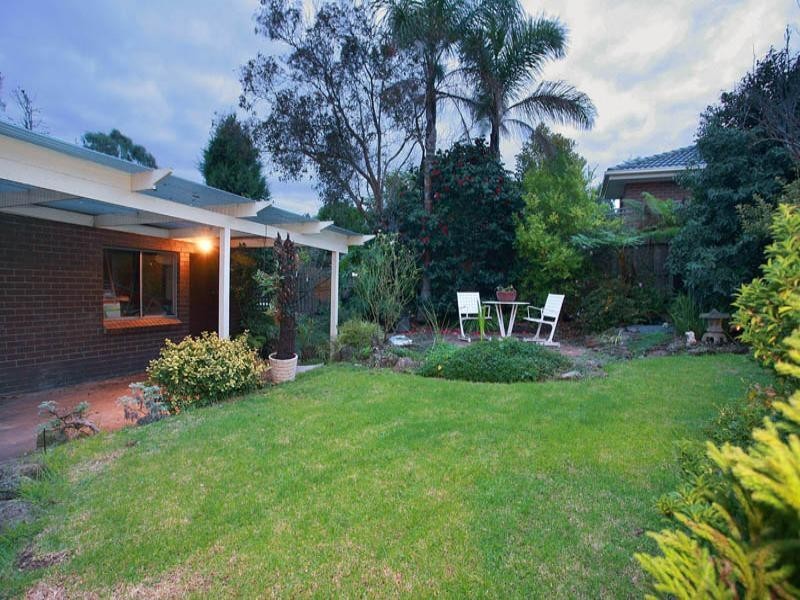 9 Grevillea Road, Doncaster East VIC 3109