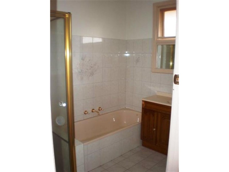 96 Shafer Road, Blackburn North VIC 3130