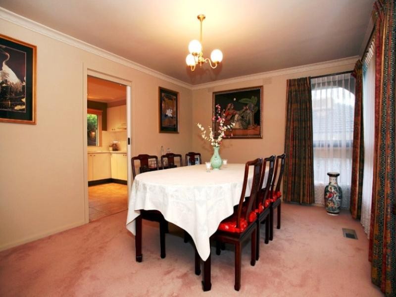 14 Saturn Terrace, Doncaster East VIC 3109