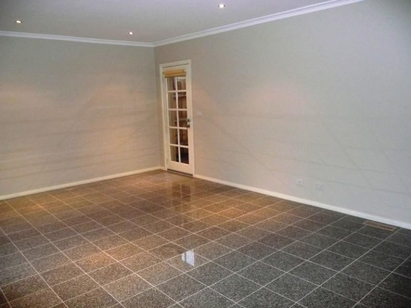 2/24 Parker Street, Templestowe VIC 3106