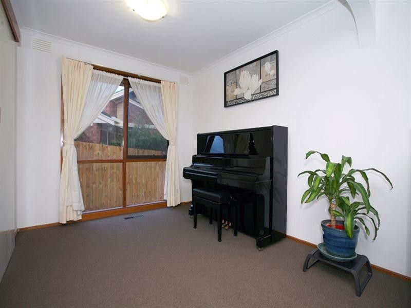 108 Bellevue Avenue, Doncaster East VIC 3109