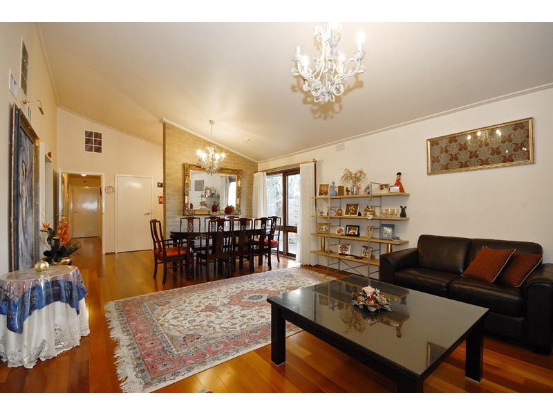 1 Belinda Crescent, Doncaster East VIC 3109