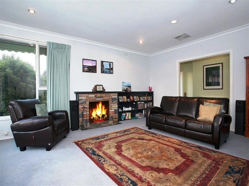 24 William Street, Donvale VIC 3111