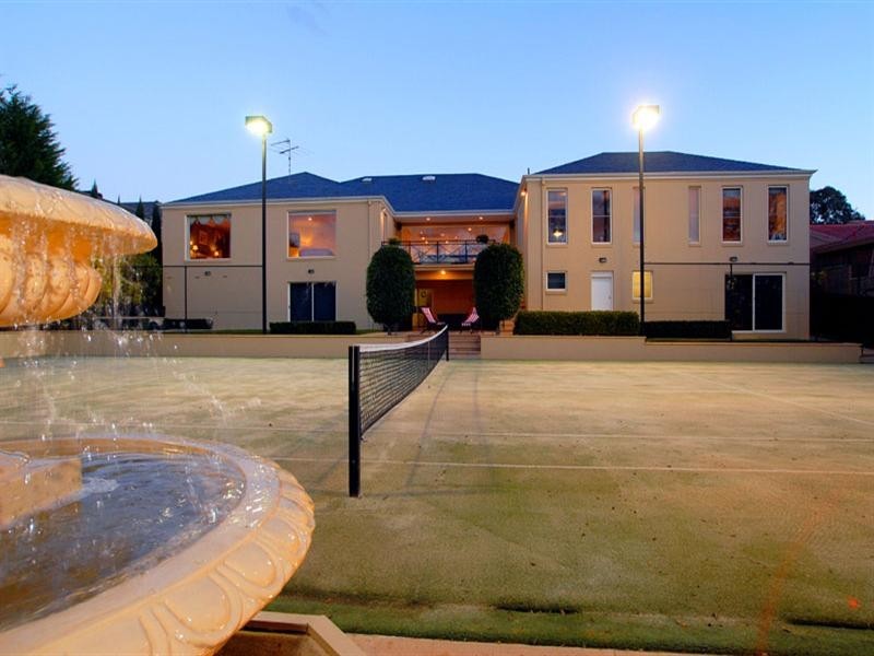 66 Deep Creek Drive, Doncaster East VIC 3109