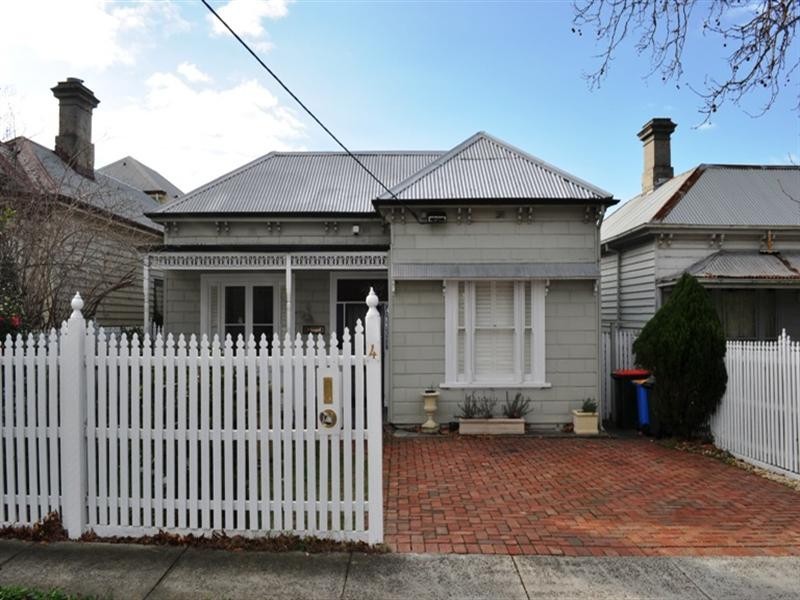 4 Seymour Grove, Camberwell VIC 3124