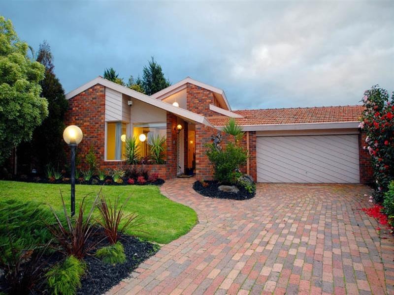 6 Wakefield Place, Templestowe VIC 3106