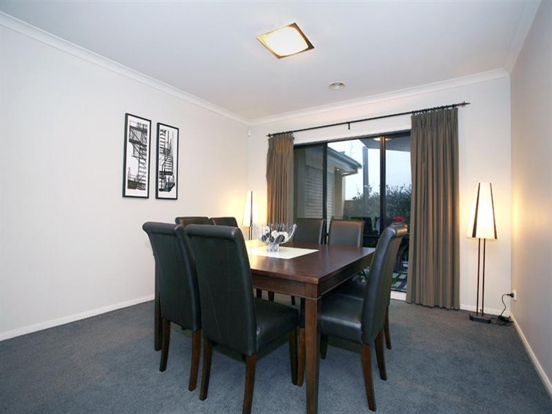 48 Scenic Drive, Werribee VIC 3030