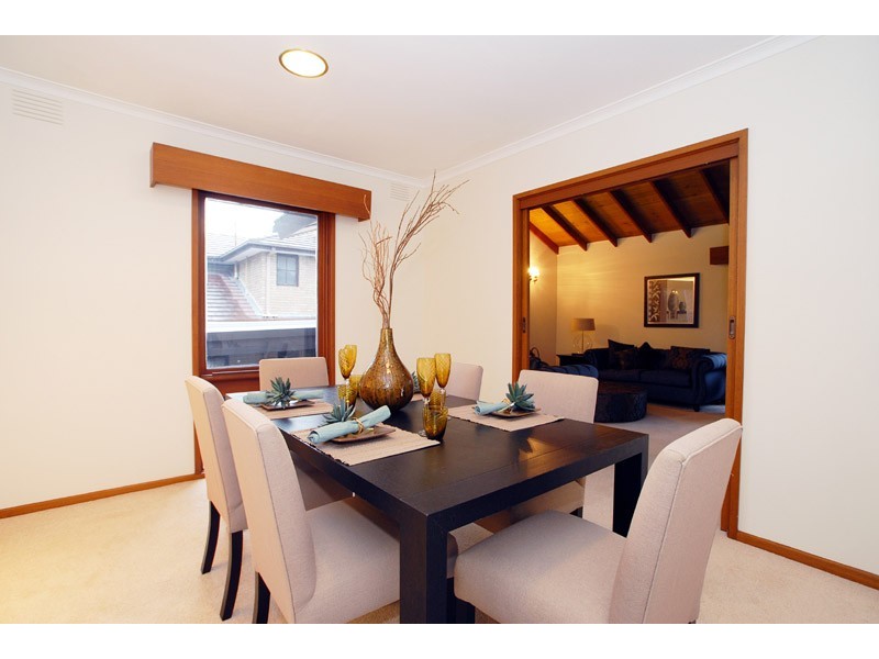 11 Oak Crescent, Templestowe Lower VIC 3107