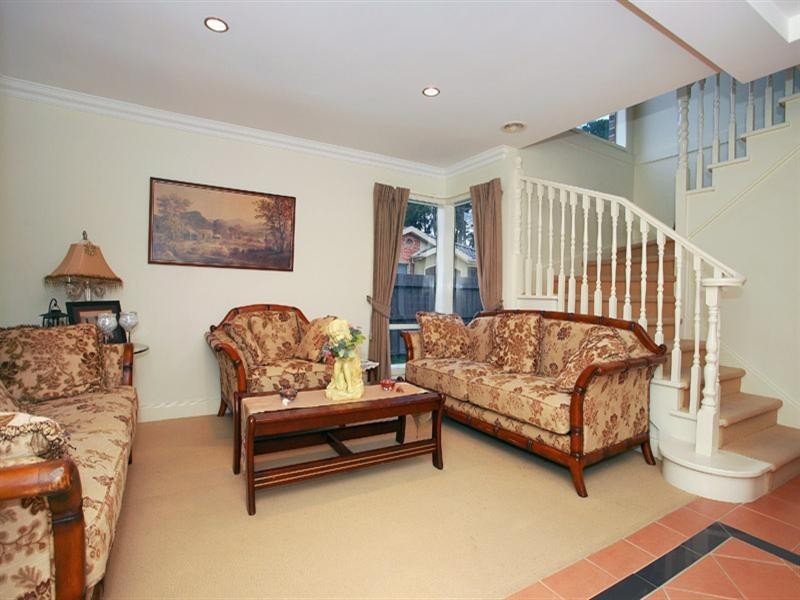 12 Shirvington Place, Donvale VIC 3111