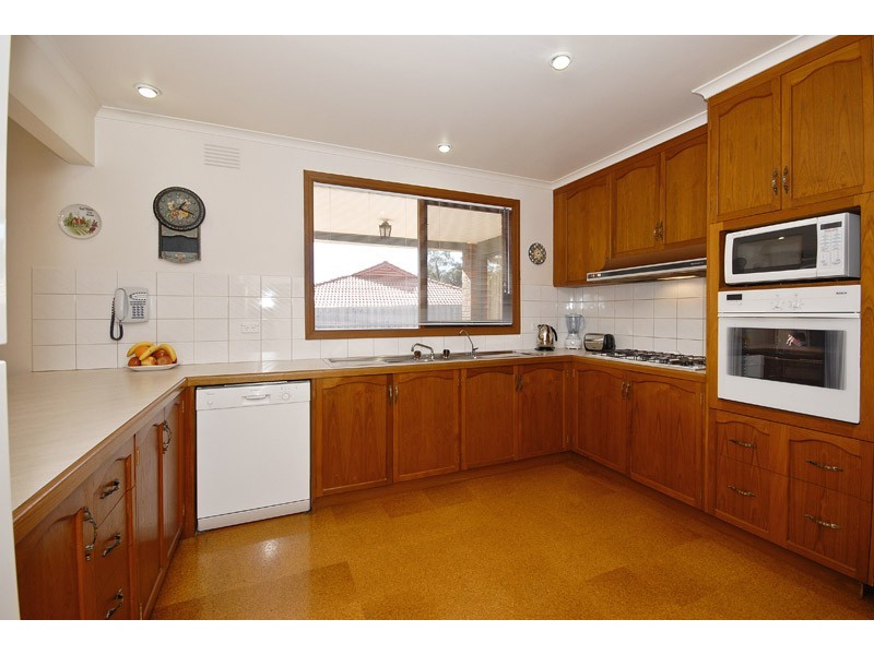 17 Vivaldi Court, Templestowe VIC 3106
