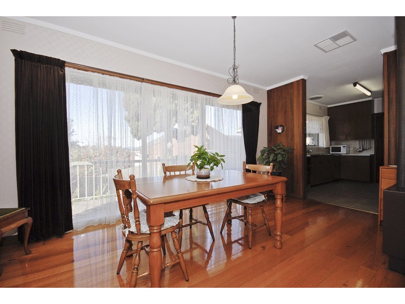 4 Hanke Road, Doncaster VIC 3108