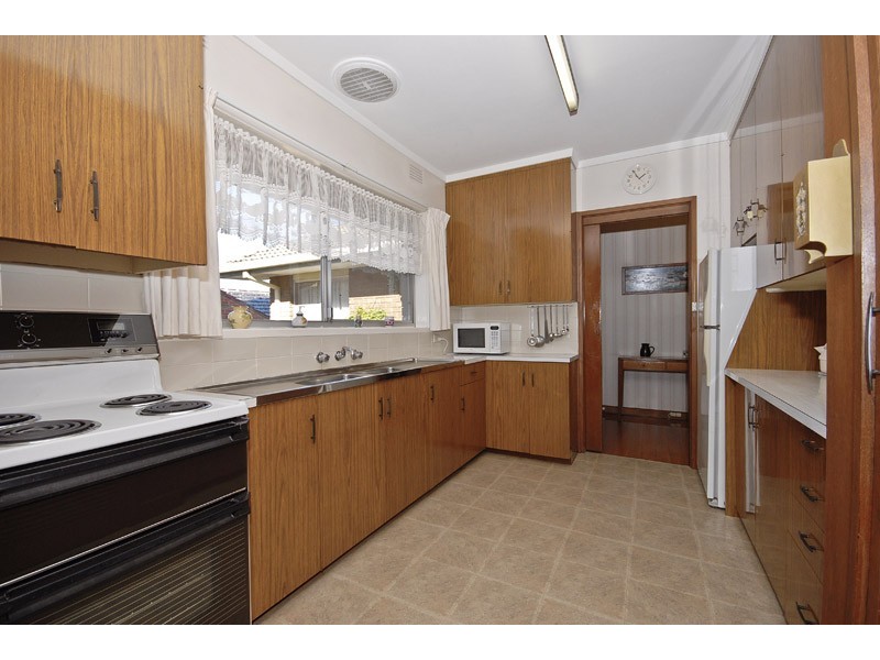 4 Hanke Road, Doncaster VIC 3108