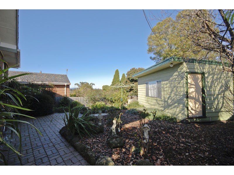 4 Hanke Road, Doncaster VIC 3108