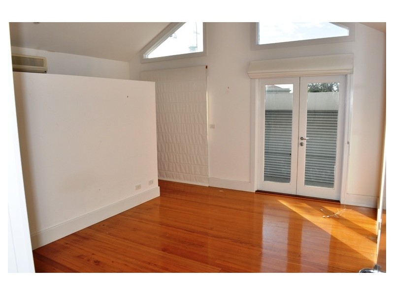 4 Seymour Grove, Camberwell VIC 3124