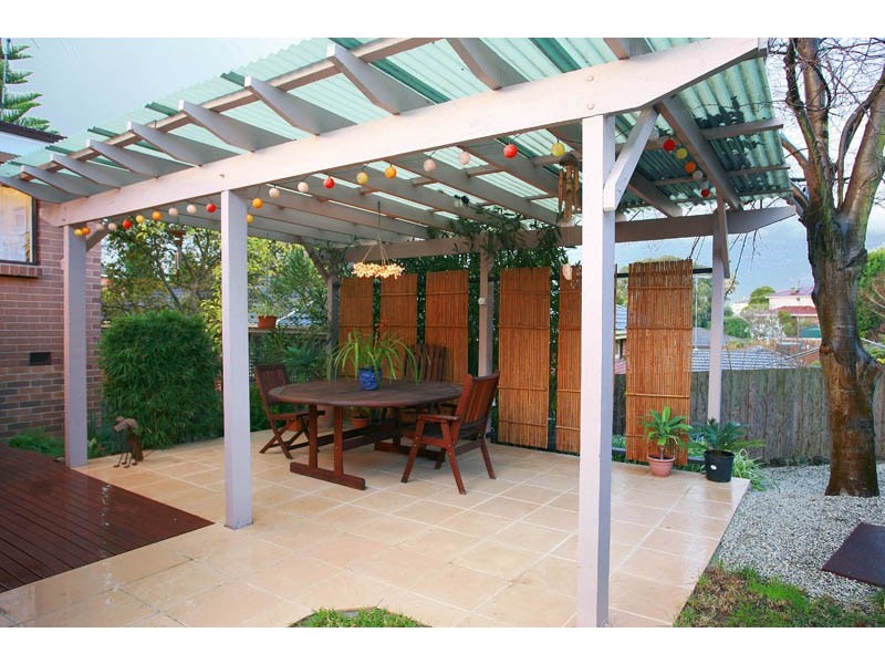 6 Snow Gum Road, Doncaster East VIC 3109