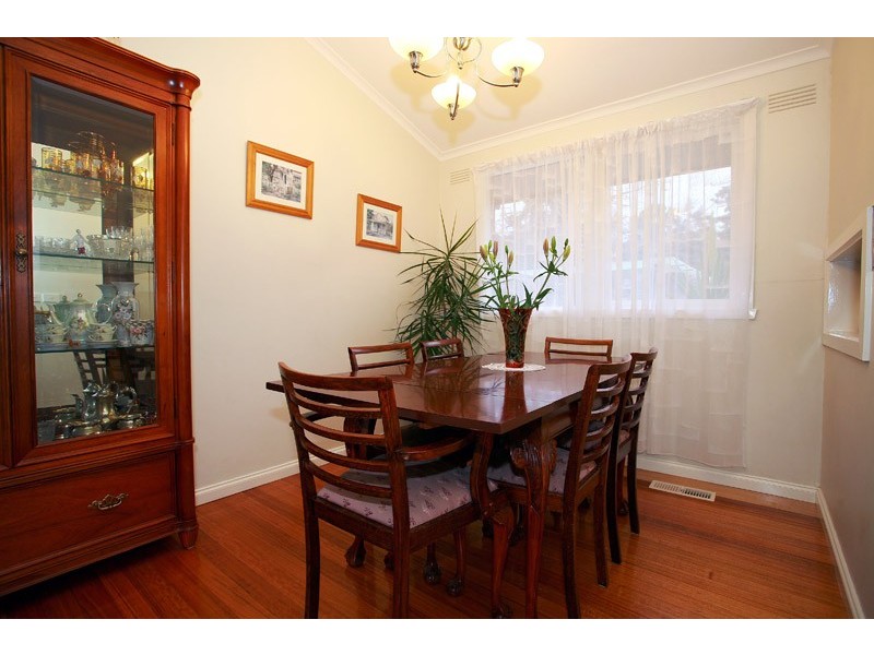 6 Snow Gum Road, Doncaster East VIC 3109