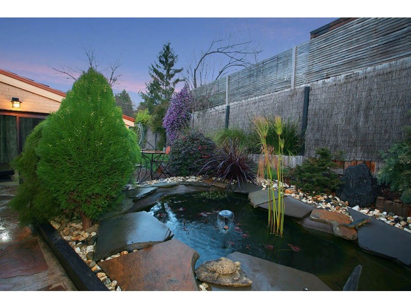 6 Snow Gum Road, Doncaster East VIC 3109