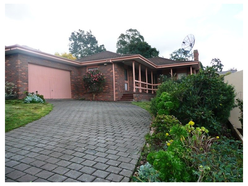 9 Montreal Drive, Doncaster East VIC 3109