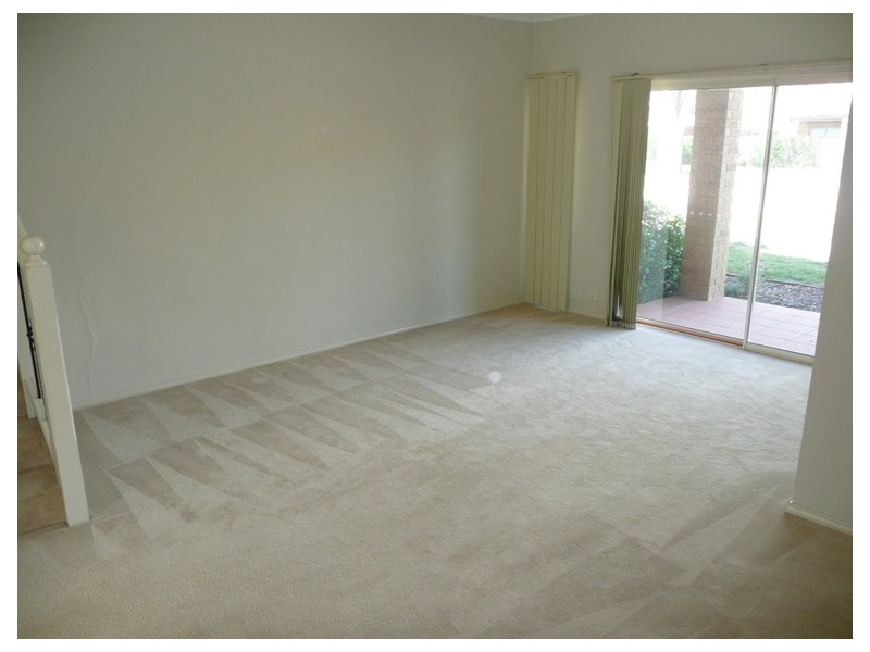 6 Lancewood Walk, South Morang VIC 3752