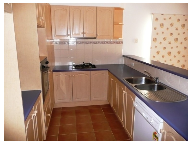 11 St Claire Walk, Doncaster East VIC 3109