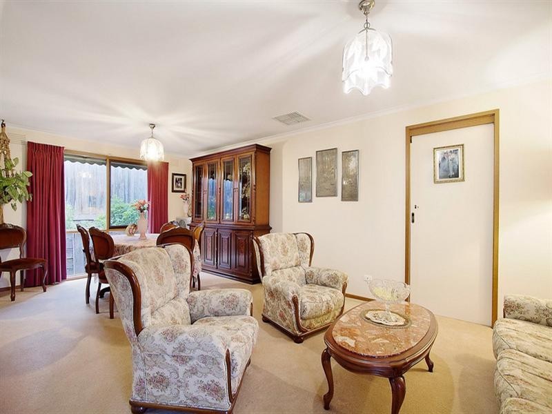 69 Santa Rosa Boulevard, Doncaster East VIC 3109