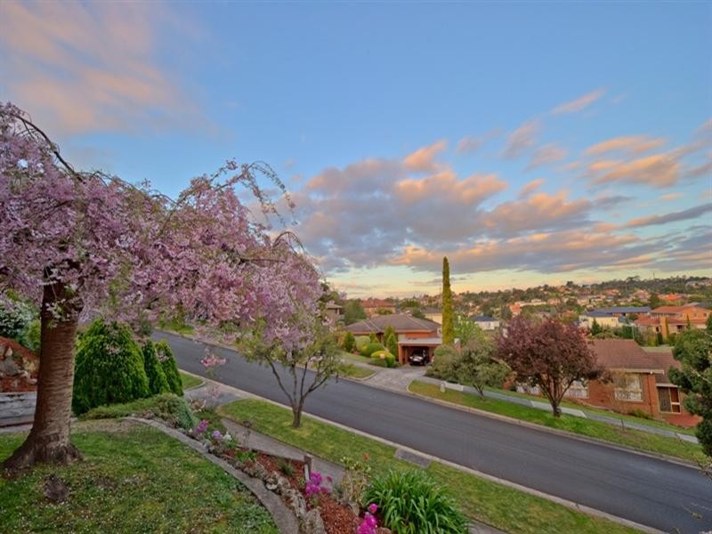 19 Fielding Way, Templestowe VIC 3106