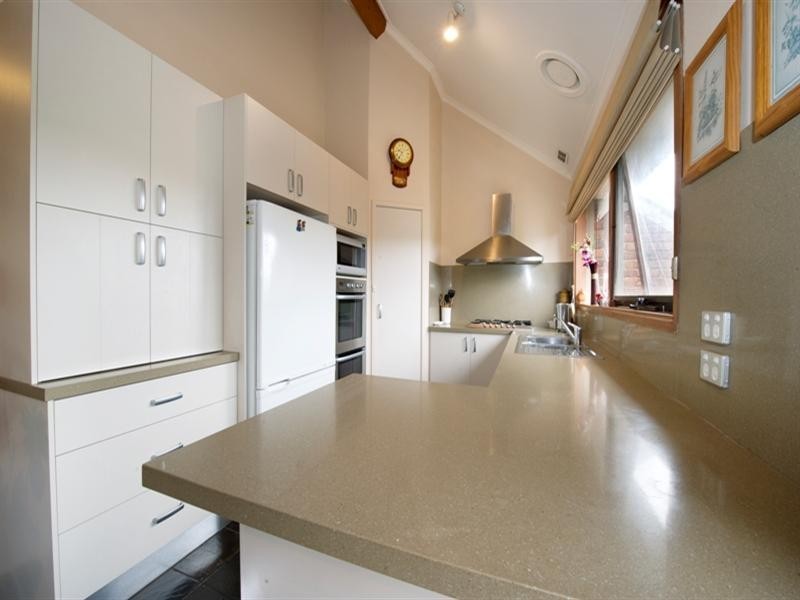 19 Fielding Way, Templestowe VIC 3106