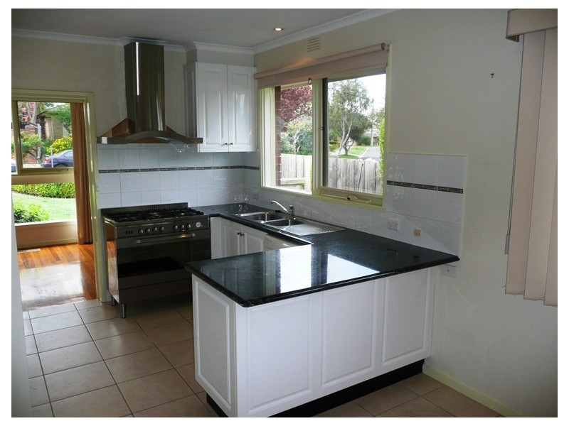 6 Phoenix Court, Doncaster East VIC 3109