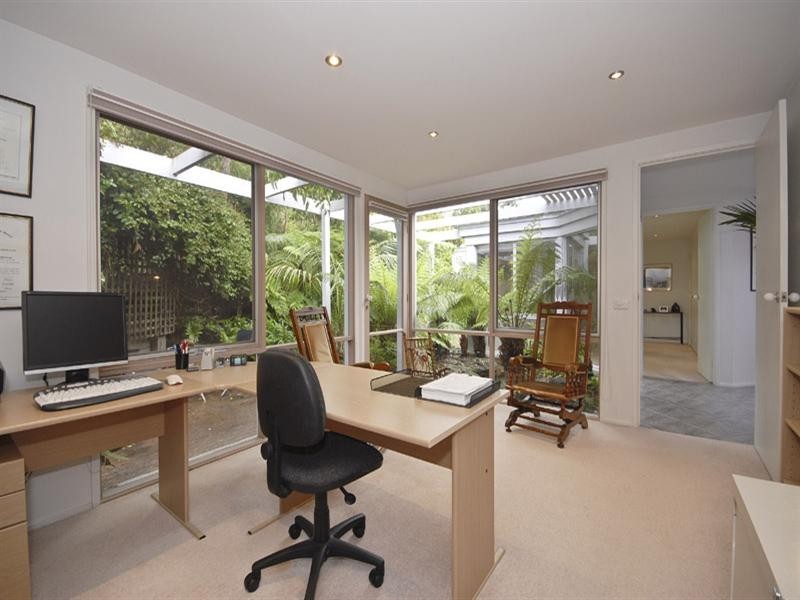 55 Vasey Concourse, Croydon VIC 3136