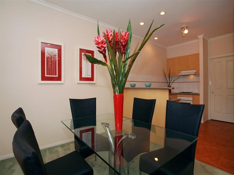 4 Hawthorn Way, Glen Waverley VIC 3150