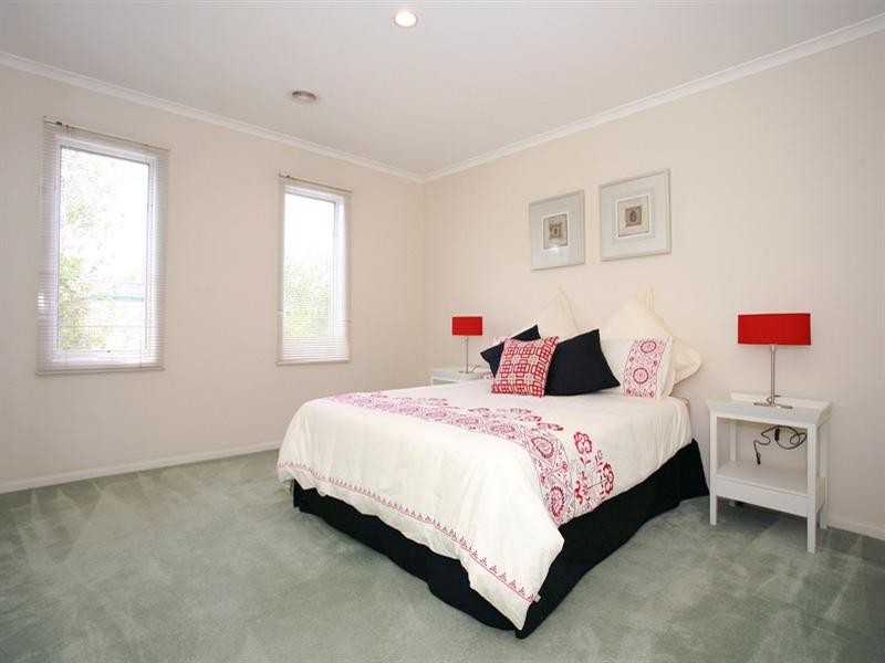 4 Hawthorn Way, Glen Waverley VIC 3150