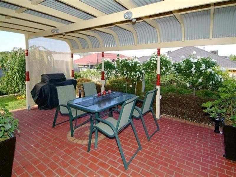 62 Trinity Way, South Morang VIC 3752