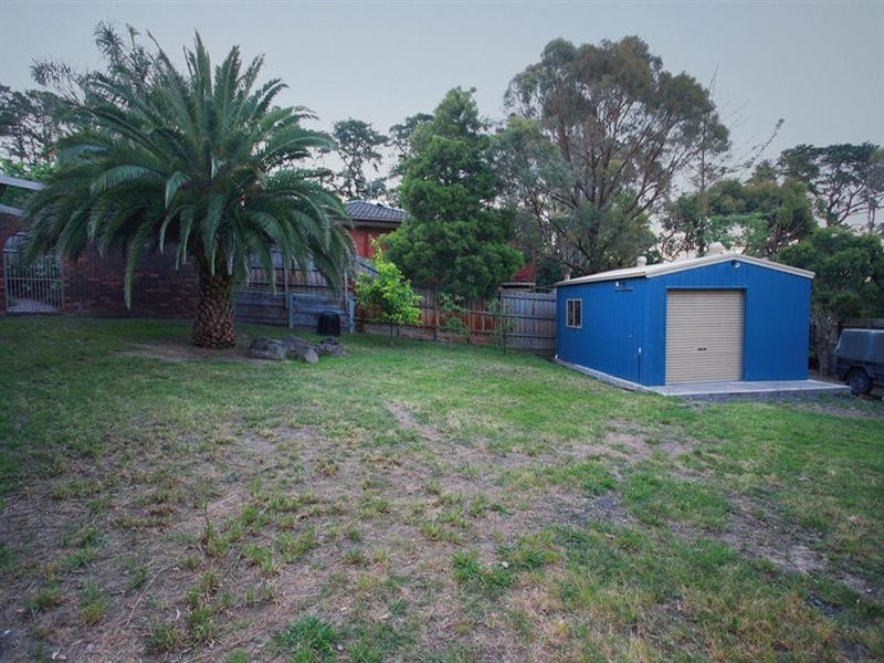 6 Regina Terrace, Doncaster East VIC 3109