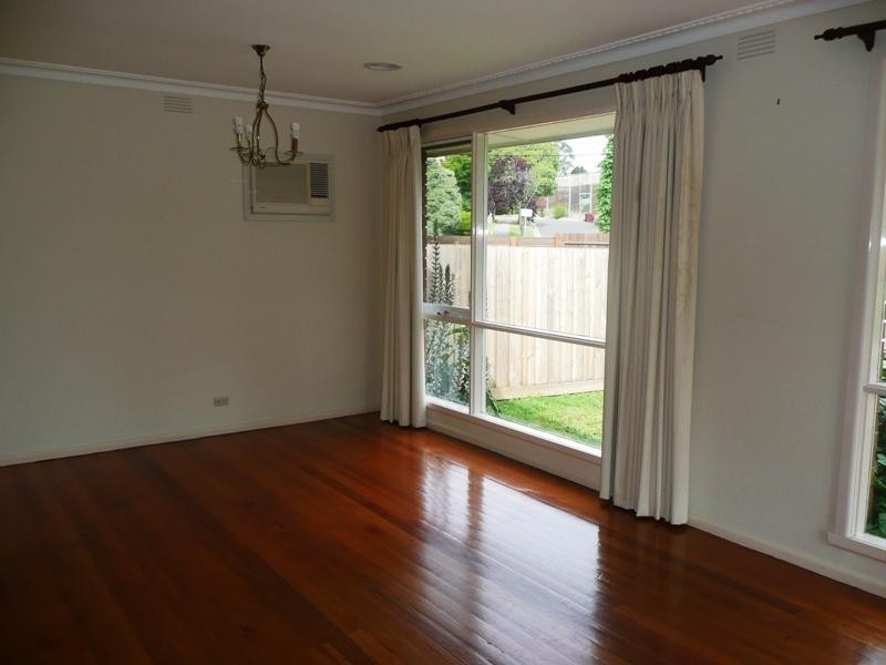 17 William Street, Donvale VIC 3111