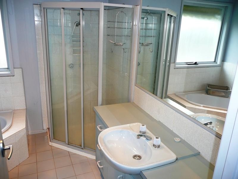 13 Ellerton Court, Doncaster East VIC 3109