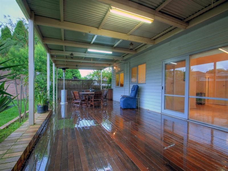 5 Winton Street, Burwood VIC 3125