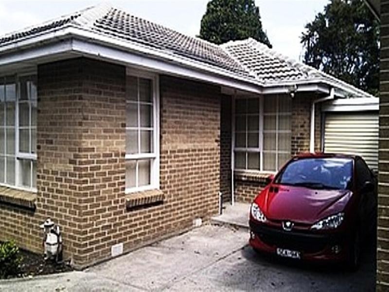 2/56 Blackburn Road, Doncaster East VIC 3109