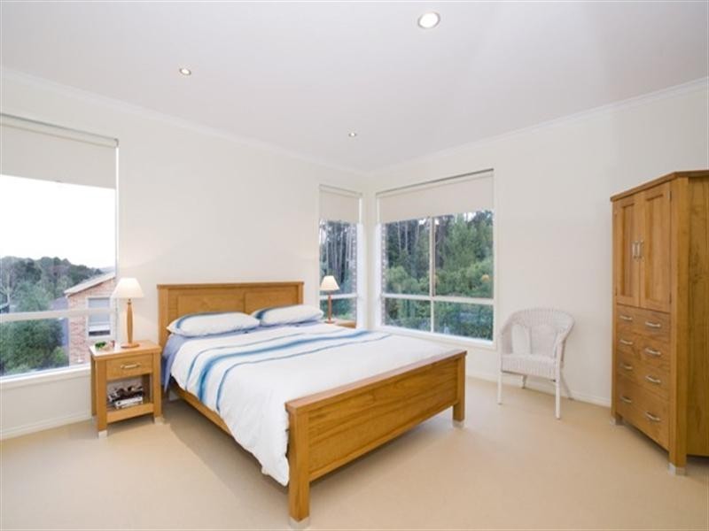 12 Shirvington Place, Donvale VIC 3111