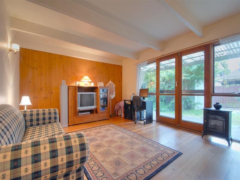 2 Marian Court, Blackburn VIC 3130