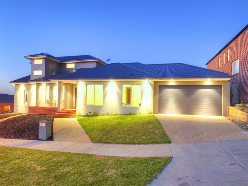 2 Gruner Avenue, Doreen VIC 3754