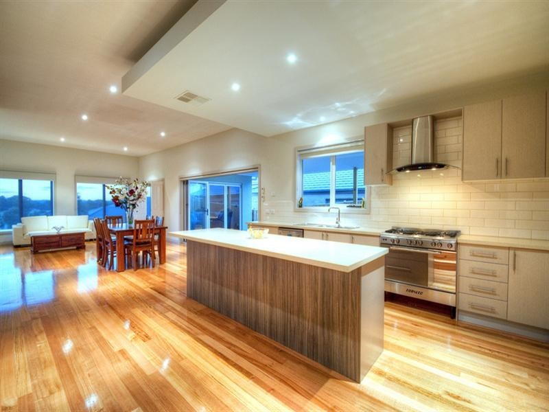 2 Gruner Avenue, Doreen VIC 3754