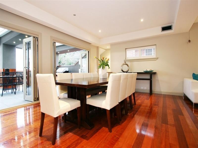 121 Doncaster Road, Balwyn North VIC 3104