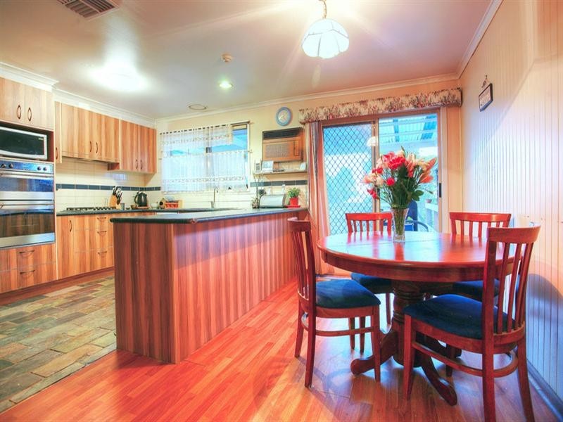 23 Stephen Road, Ferntree Gully VIC 3156