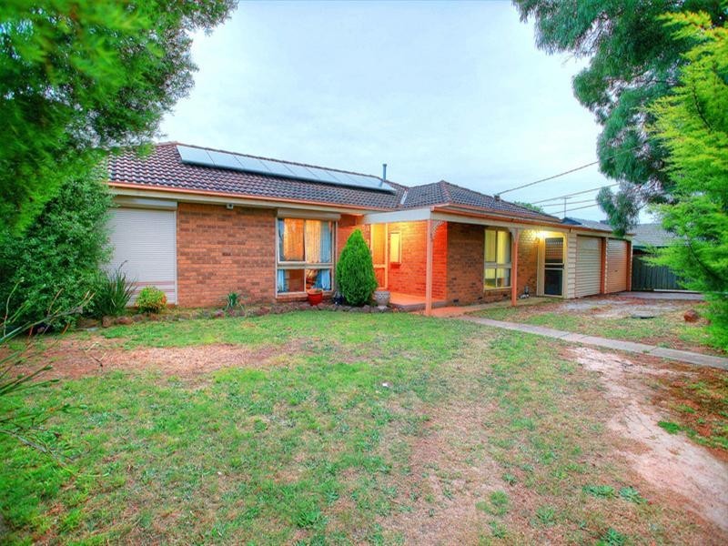 23 Stephen Road, Ferntree Gully VIC 3156
