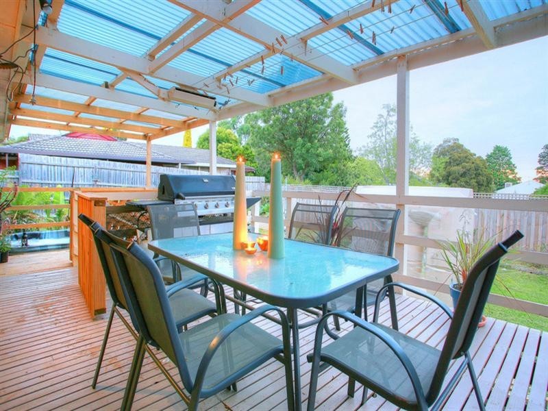 23 Stephen Road, Ferntree Gully VIC 3156