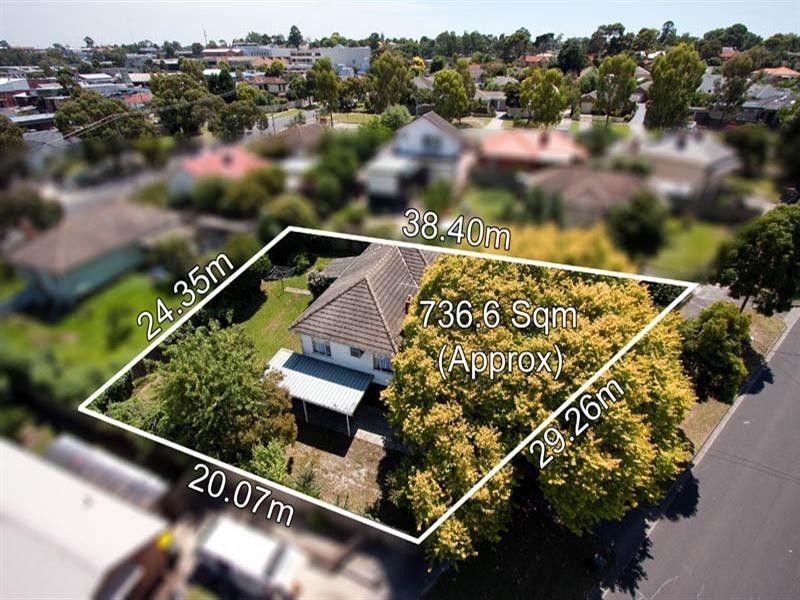 18 Ireland Street, Burwood VIC 3125