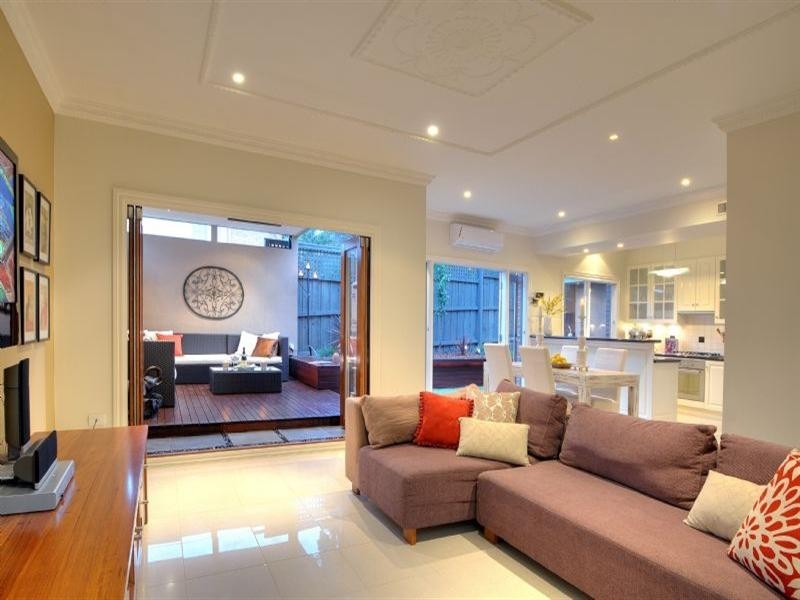 4 Omar Street, Templestowe Lower VIC 3107